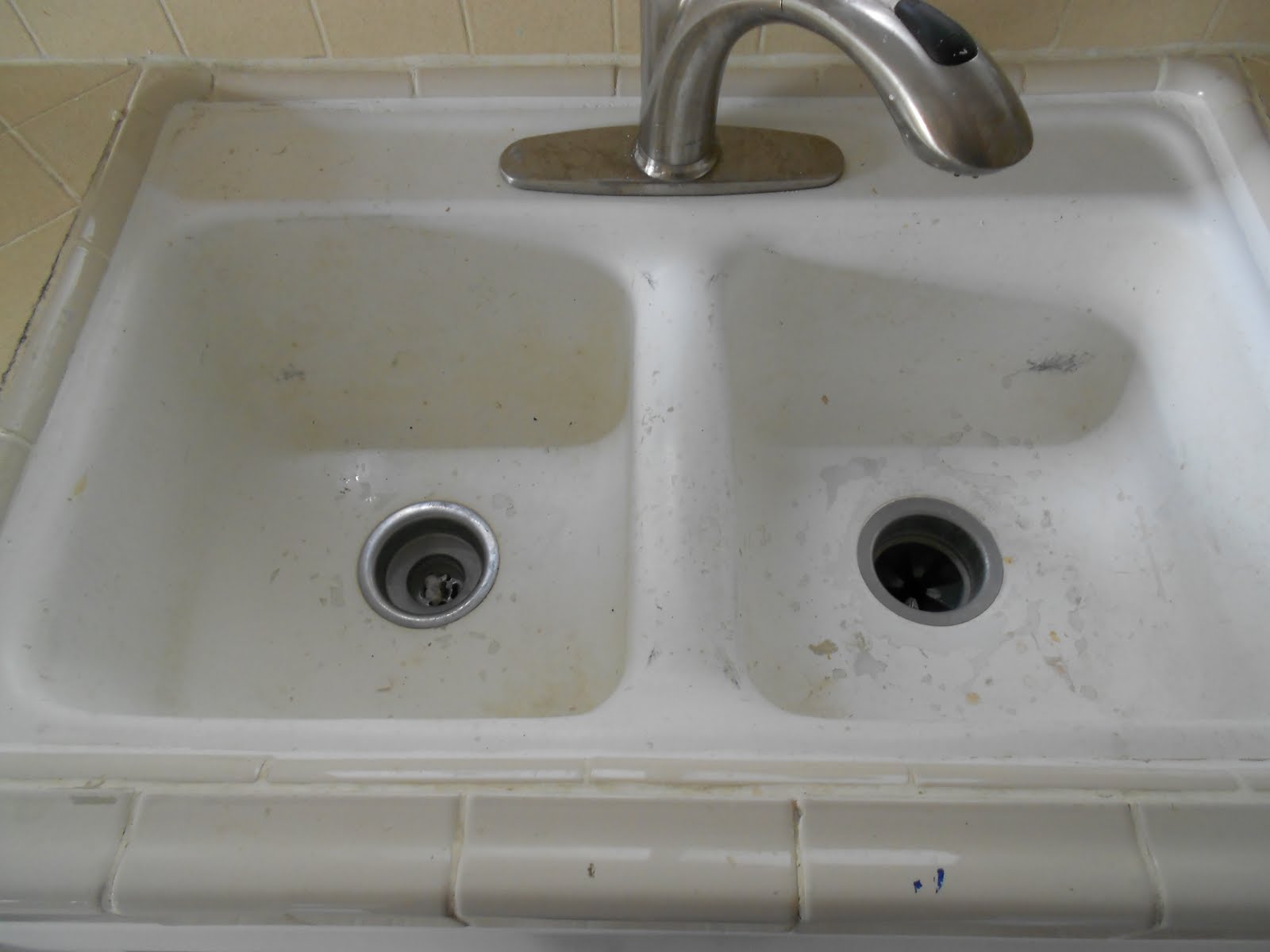 reglazing a kitchen sink